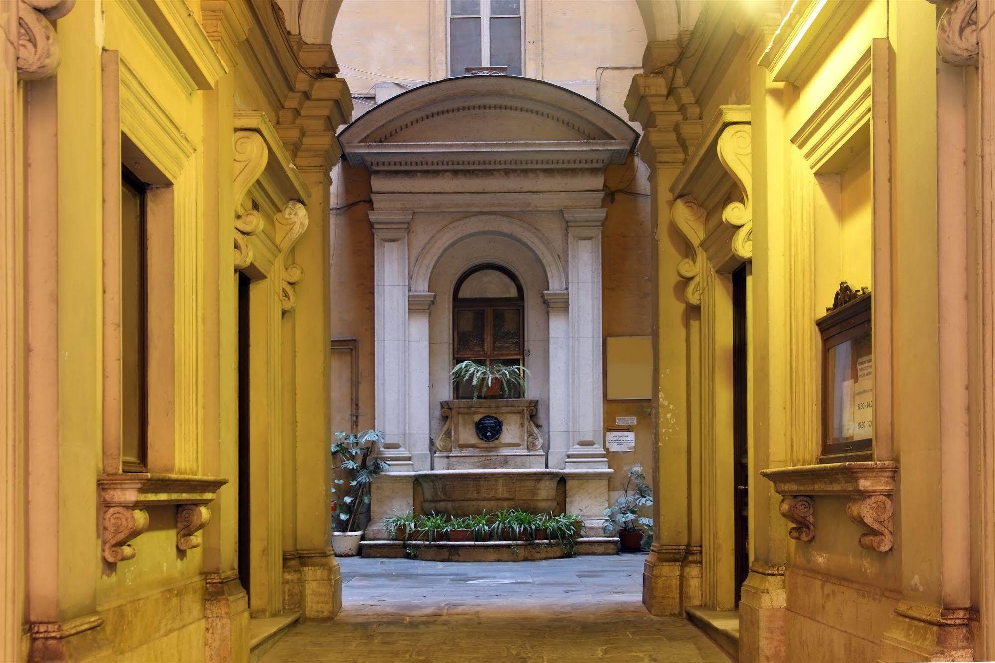 Roman Central House Exterior foto